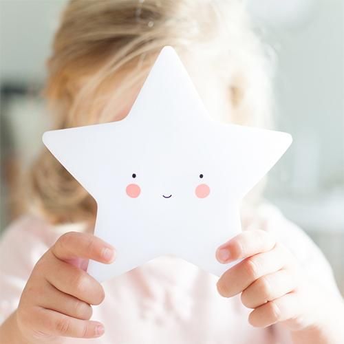 <img class='new_mark_img1' src='//img.shop-pro.jp/img/new/icons58.gif' style='border:none;display:inline;margin:0px;padding:0px;width:auto;' />Mini Star Lights (white) by A Little Lovely Company