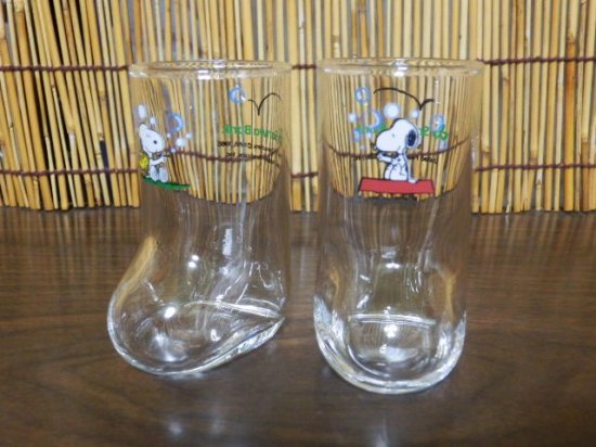 三和銀行 スヌーピー ミニブーツグラス ２個セット 宝の森 レトロ雑貨 フィギュア 玩具のリサイクルショップ