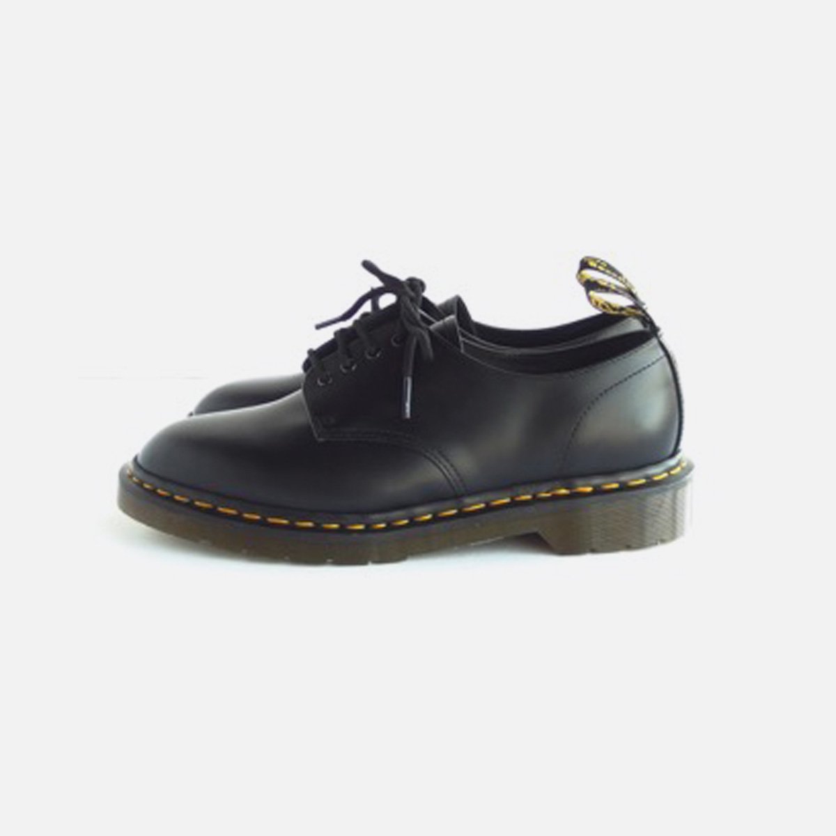 dr martens ghillie black