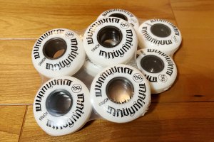 Drollin Wheels 58mm/90a 2set <img class='new_mark_img2' src='https://img.shop-pro.jp/img/new/icons20.gif' style='border:none;display:inline;margin:0px;padding:0px;width:auto;' />