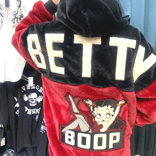 Ｔｈｅ ＢＲＡＶＥ－ＭＡＮ×ＢＥＴＴＹ ＢＯＯＰ デビルベティ ロング