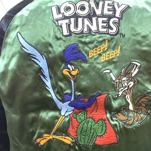 【入荷・送料無料】Ｔｈｅ　ＢＲＡＶＥ－ＭＡＮ×ＬＯＯＮＥＹ ＴＵＮＥＳ　ワイリーコヨーテ＆ロードランナー　リバーシブルスカジャン×ＭＡ－１