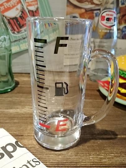 ガソリンメーター付きビールジョッキ ビアマグ レトロ可愛い雑貨屋ソース webショップ ガソリンメーター付きビールジョッキ ビアマグ レトロ可愛い雑貨屋ソース webショップ