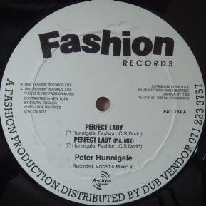 PERFECT LADY - PETER HUNNIGALE - 大阪 JAMAICAN VINTAGE RECORD SHOP