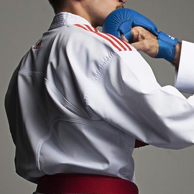 アディダス adidas 空手衣 アディライト（WKF公認） 世界最軽量 3本