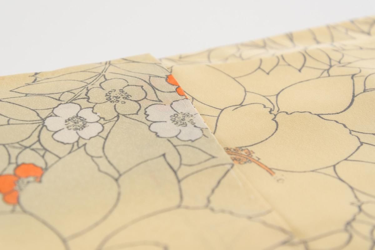 クリーム色 一面の花 - からん::アンティーク着物・リサイクル