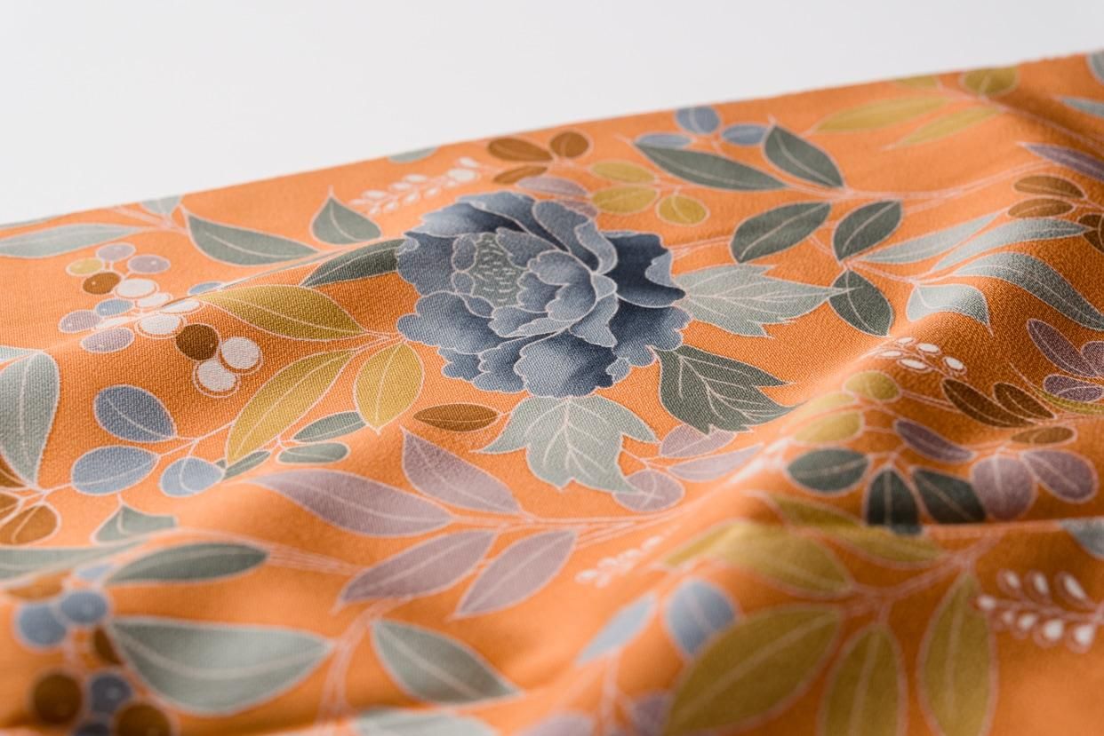 作家もの　たたき染　格子　菊花　牡丹　伝統和模様　付け下げ　着物　124a p 作家もの たたき染 格子 菊花 牡丹 伝統和模様 付け下げ 着物 124a p