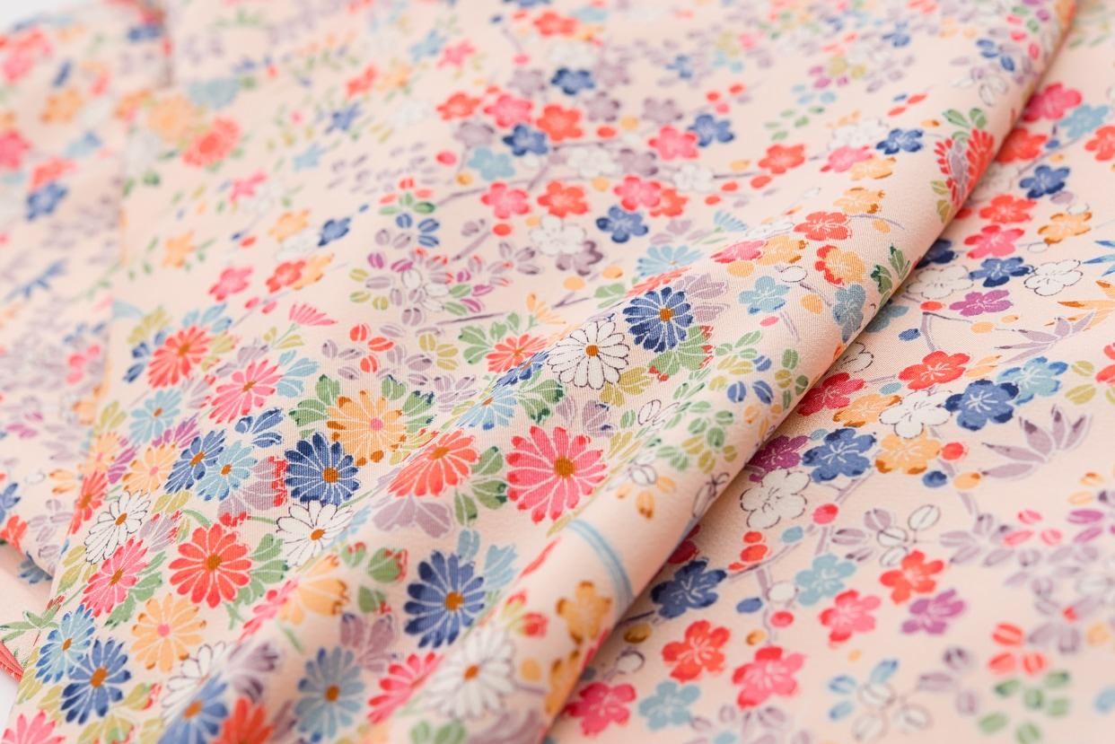 正絹　反物　ピンク　オレンジ　6点まとめ売り　　花柄　菱形模様 ピンクオレンジの地 小花柄 - からん::アンティーク着物