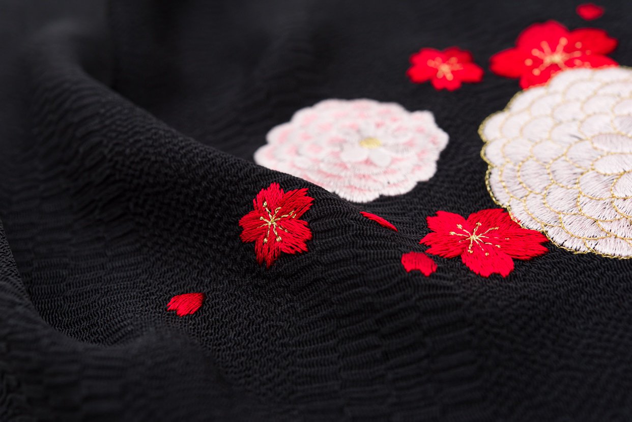 新品帯揚げ 刺繍 菊と桜 - からん::アンティーク着物・リサイクル着物 