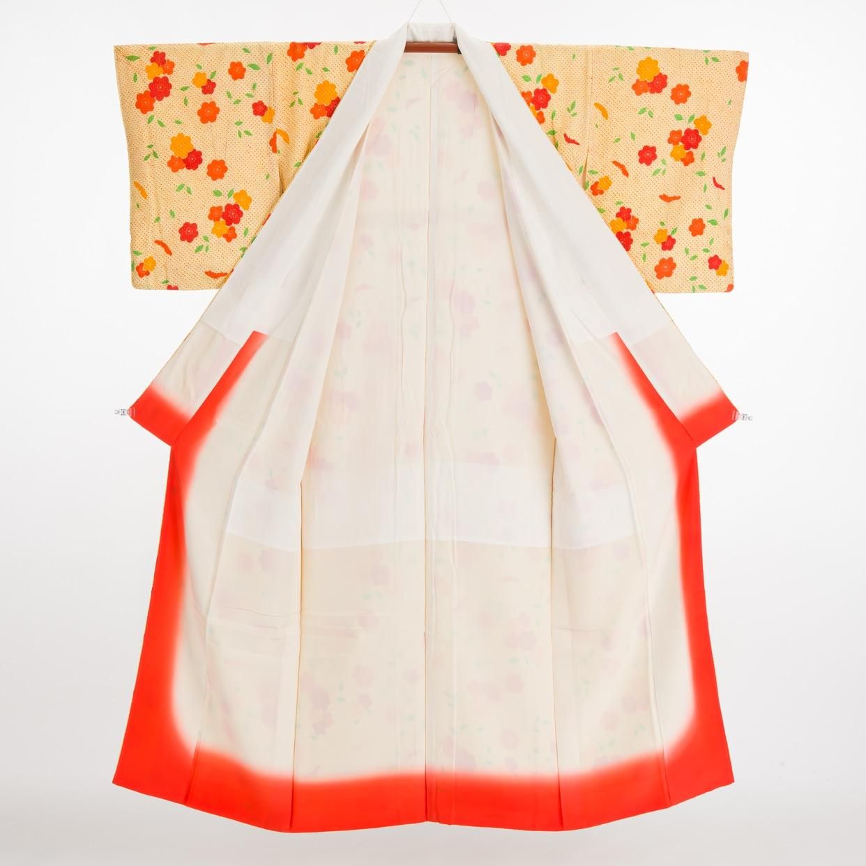 絞り 赤やオレンジの花 - からん::アンティーク着物・リサイクル