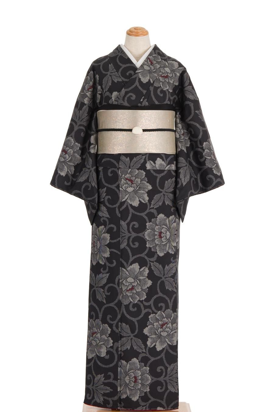 大島紬 牡丹唐草 - からん::アンティーク着物・リサイクル着物の通販サイト