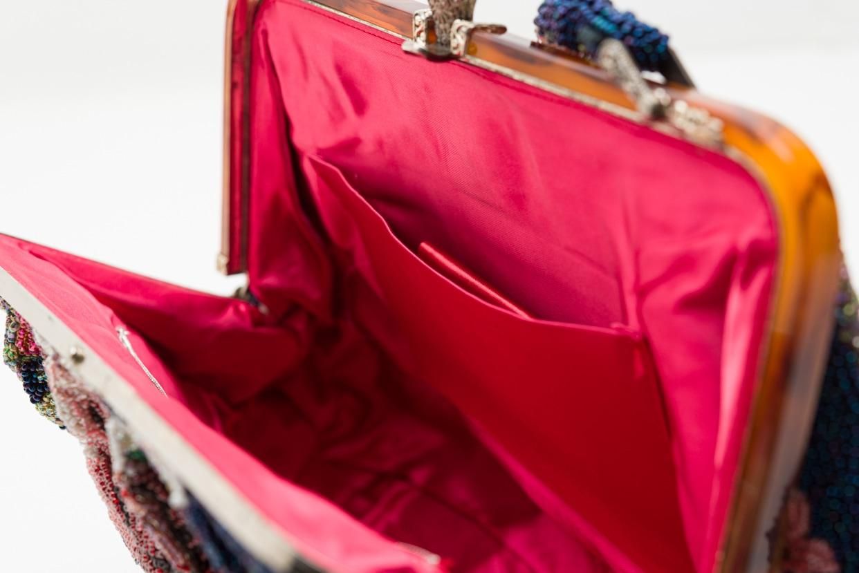 ヴィンテージビーズバッグ 紺地に花模様 - からん::アンティーク