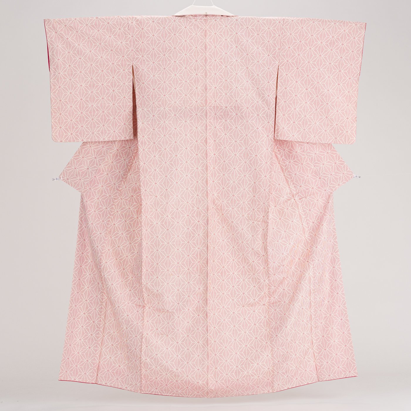 売り切れ】紬 麻の葉模様 - からん::アンティーク着物・リサイクル着物