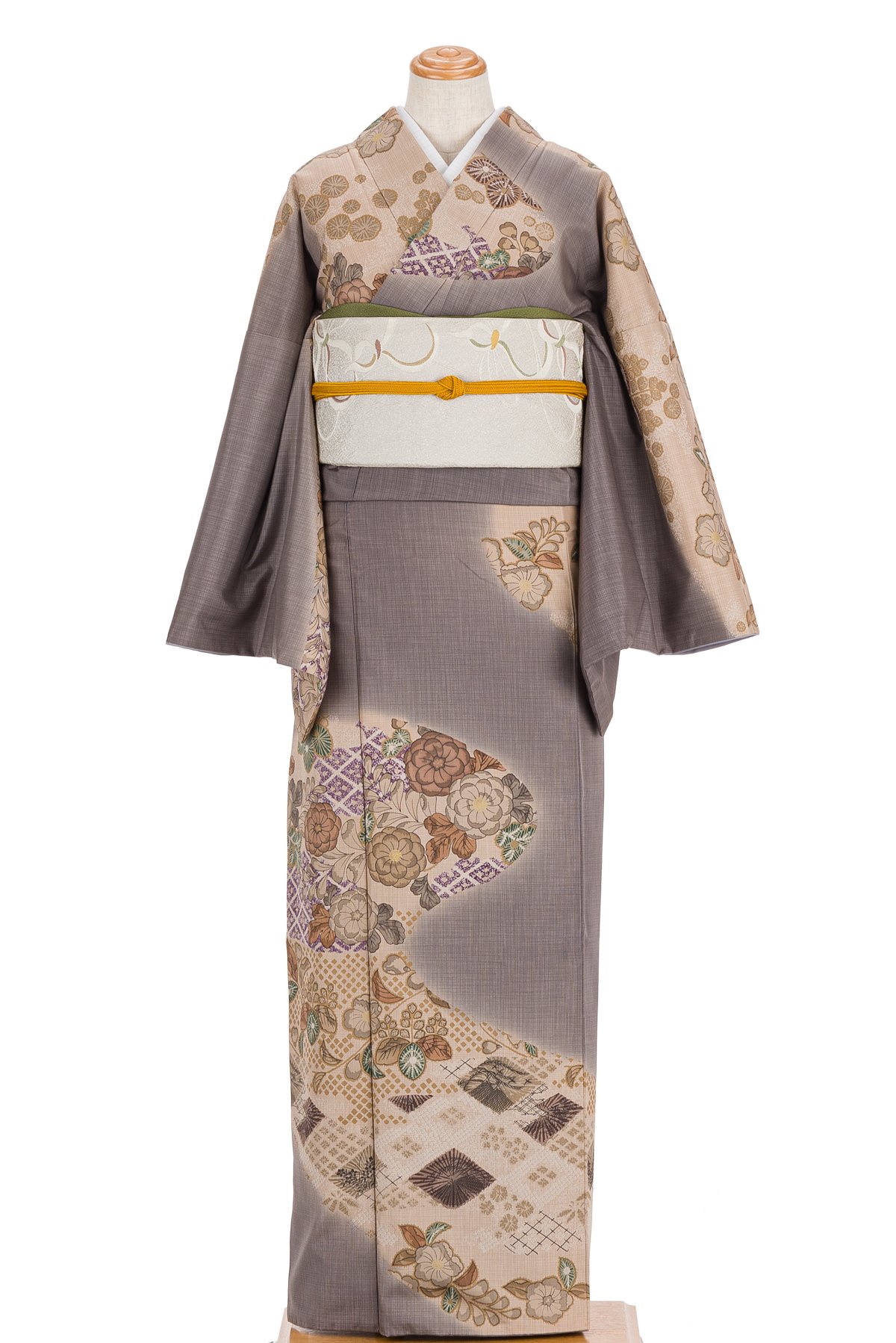 「大島紬　訪問着　菱に花　トールサイズ　裄長」の商品画像