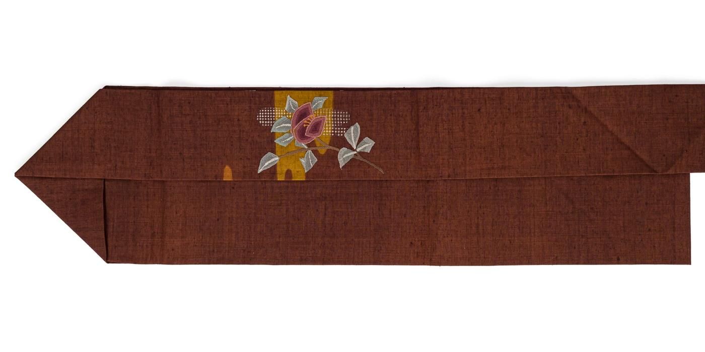 着物 反物 未使用 8.5割引 中国 相良刺繍 サガラ刺繍 正絹 端切れ 緑 鶯 紬 相良刺繍 霞と花 - からん::アンティーク着物・リサイクル