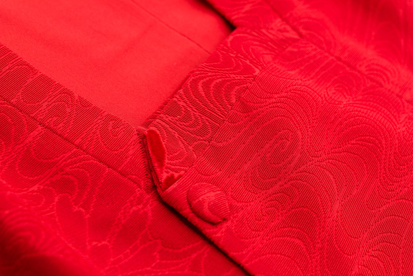 道行コート 切りビロード 赤い菊 - からん::アンティーク着物