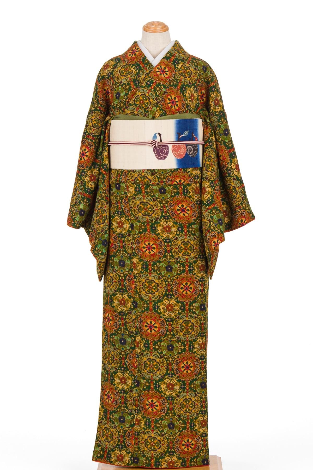 縮緬 深緑地 華紋 - からん::アンティーク着物・リサイクル着物の通販