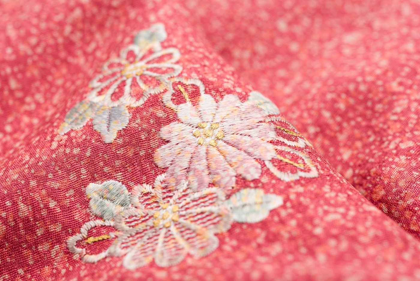 付け下げ 暈し染め 花籠刺繍 トールサイズ - からん::アンティーク着物