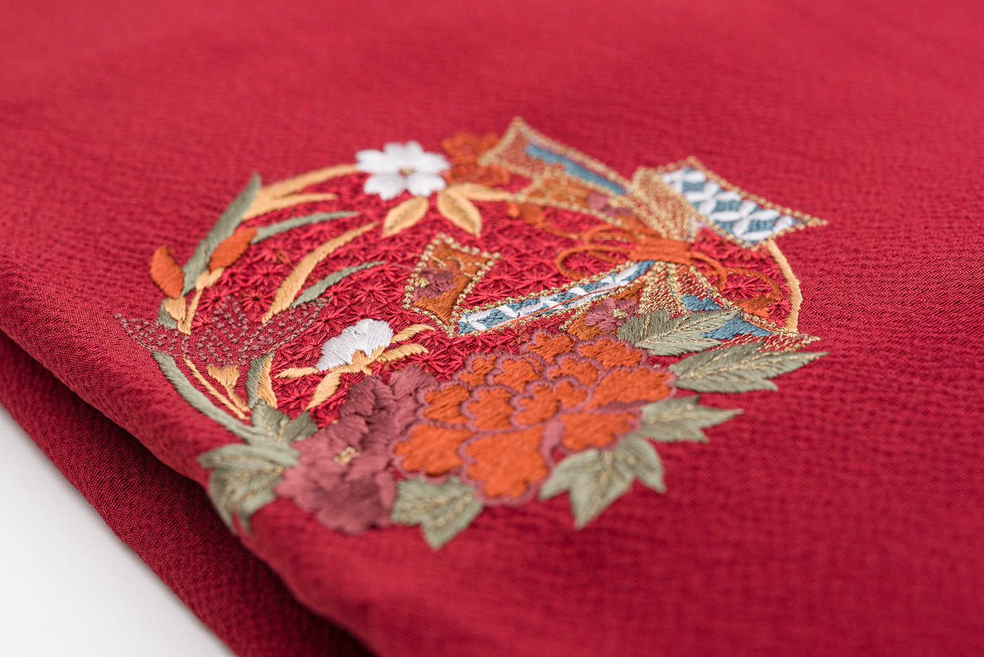 道行コート 刺繍 花丸紋 天洋コート製 裄長 - からん::アンティーク