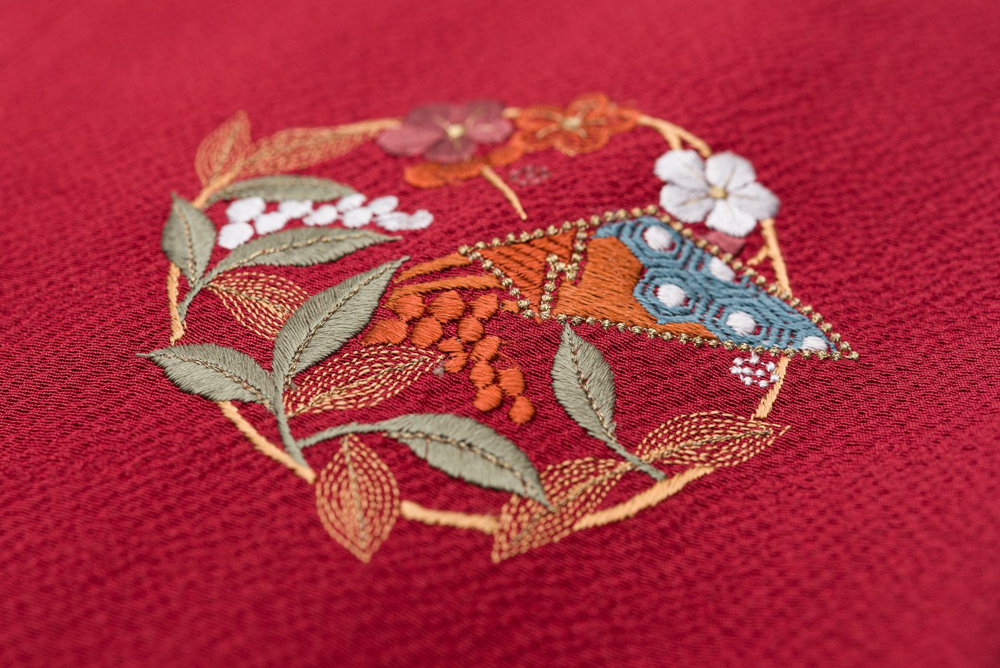 道行コート 刺繍 花丸紋 天洋コート製 裄長 - からん::アンティーク