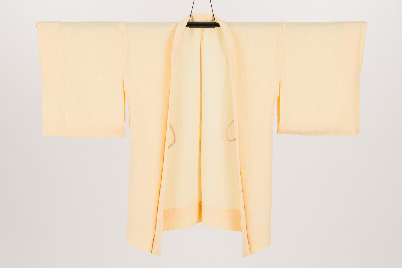 単衣羽織 無地 薄黄色 - からん::アンティーク着物・リサイクル着物の 