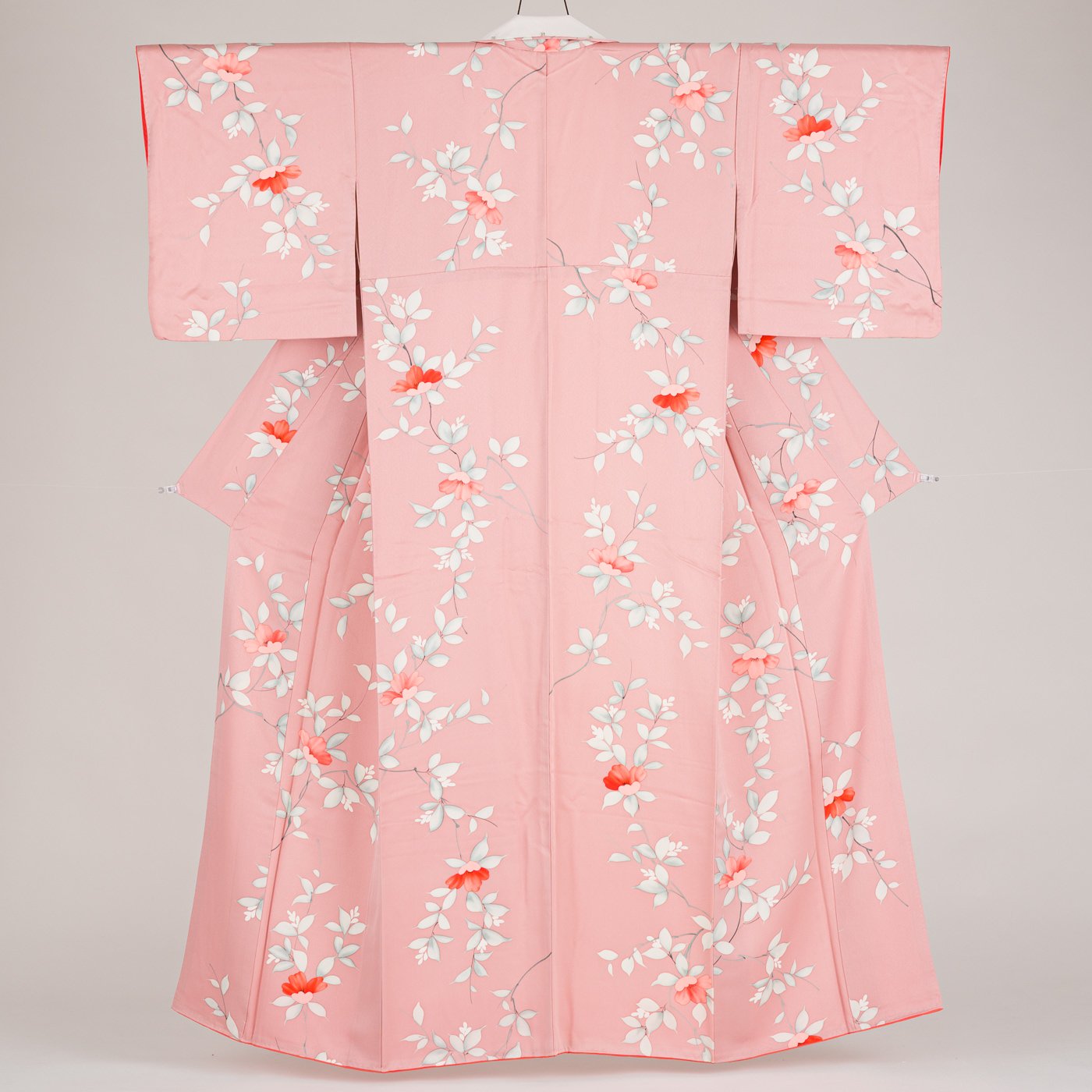 ピンク色 枝花模様 - からん::アンティーク着物・リサイクル着物の通販 