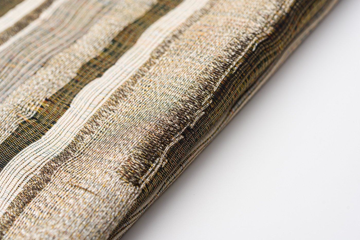洒落袋帯●すくい織り　ゆらぎ横段模様