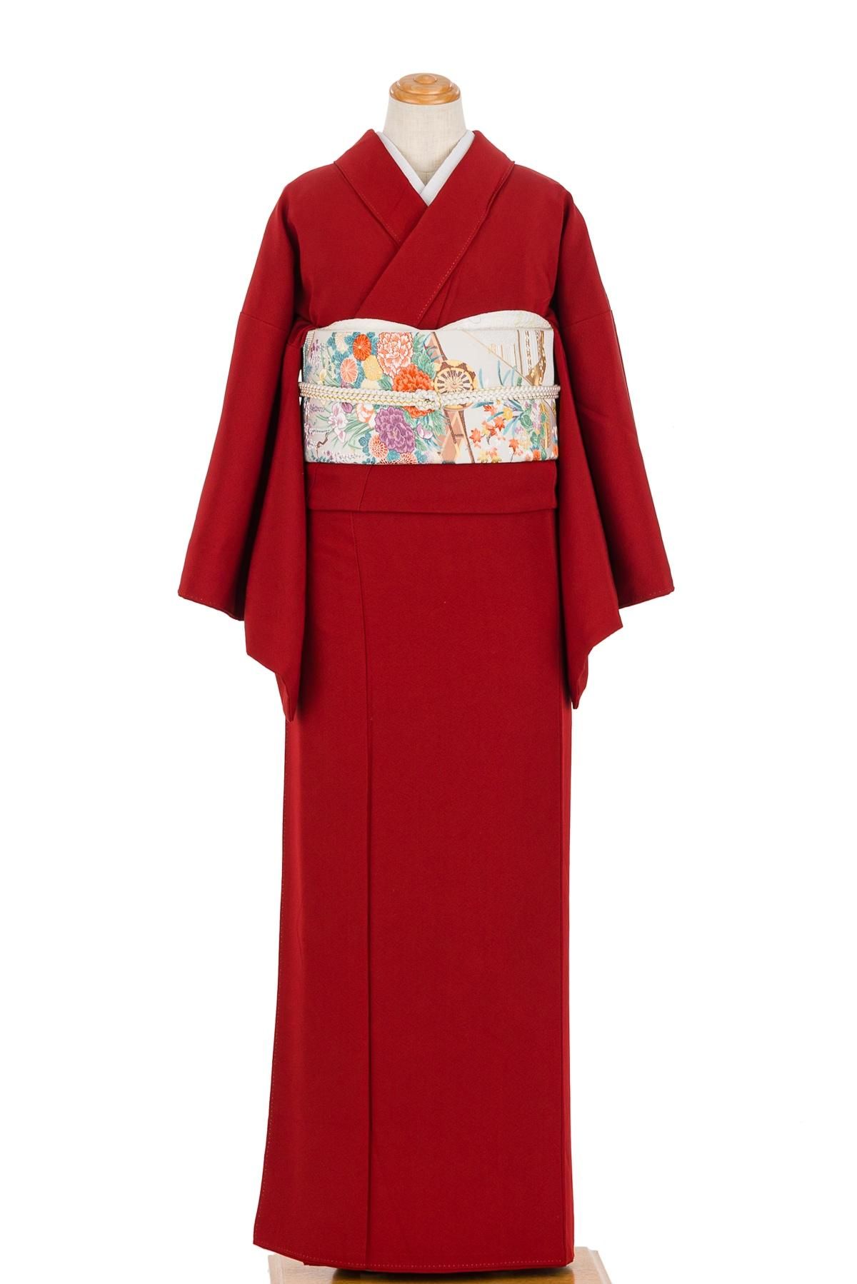 赤色無地着物 金色刺繍付き 色無地 一つ紋 深緋 - からん::アンティーク着物・リサイクル着物の