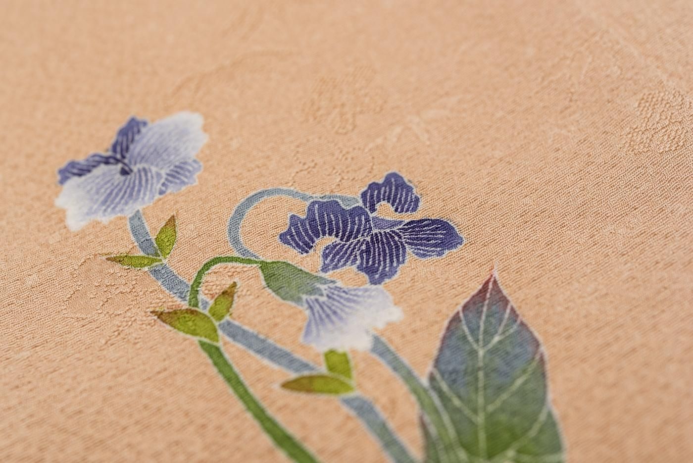 509mi66〇色無地 一つ紋 くすんだ赤みがかった茶色〇しつけ付き美品 509mi66〇色無地 一つ紋 くすんだ赤みがかった茶色〇しつけ付き