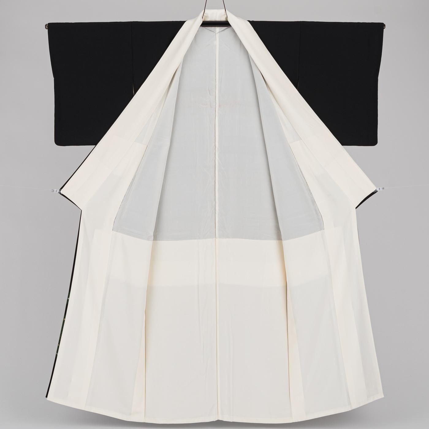 c-930　黒留袖　加賀友禅　柿本一郎　草花に香箱　落款　五ツ紋　比翼仕立て 松本育代】 特選本加賀友禅黒留袖 ≪仕・中古美品≫ 「梅香」 香り立つ