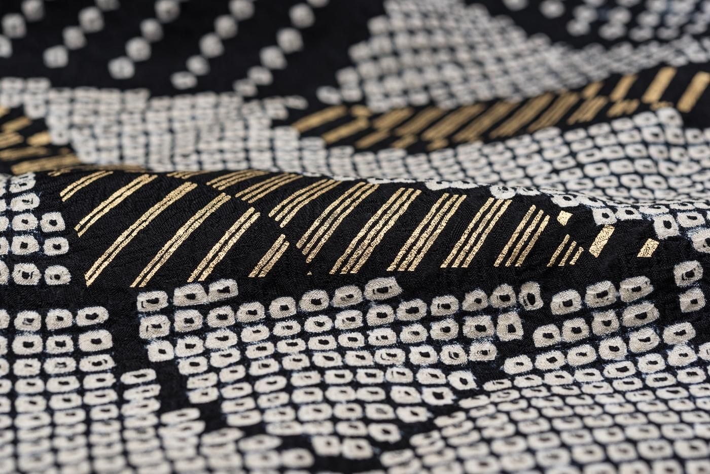 Kumiページ　着物 総絞り 正絹 モノトーン 幾何学 U-7585 Kumi様専用ページ 着物 総絞り 正絹 モノトーン 幾何学 U-7585