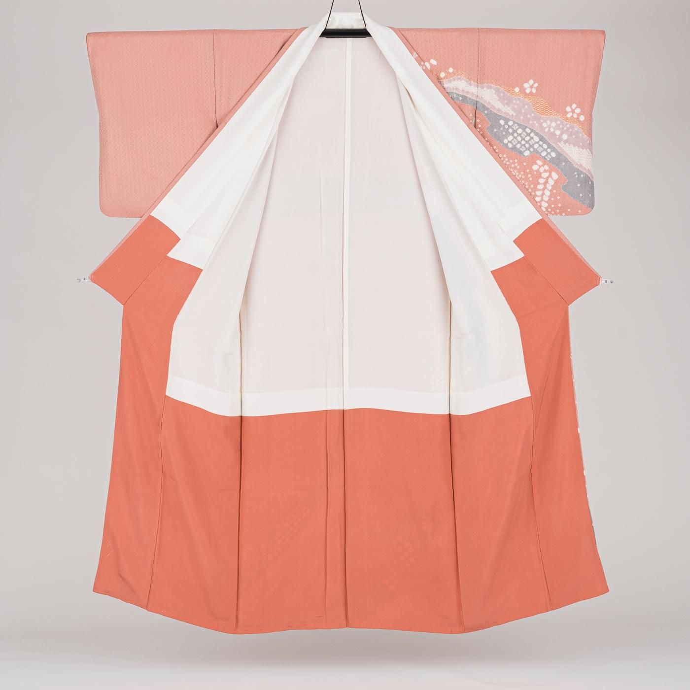 ☆ 訪問着 絞り柄 松に霞模様 燻銀色 縮緬 トールサイズ K-5444 訪問着 絞り 霞に松 - からん::アンティーク着物・リサイクル着物の