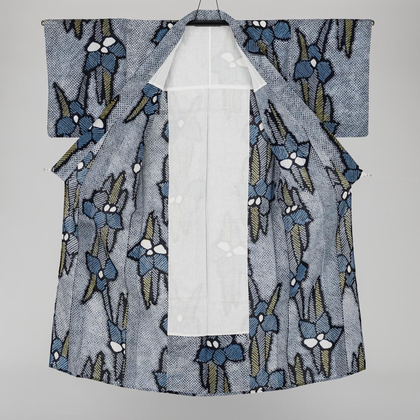 有松絞り浴衣 デフォルメした菖蒲 - からん::アンティーク着物