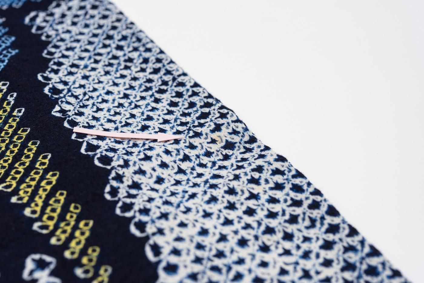 有松絞り浴衣 デフォルメした菖蒲 - からん::アンティーク着物