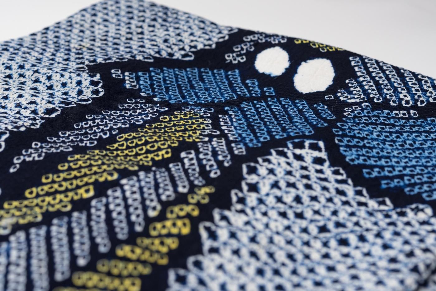 有松絞り　浴衣　絞り　菖蒲　J9　花火大会　祭り　注染　着物　藍染　アンティーク 楽天市場】浴衣 絞り（柄菖蒲・あやめ）（和服｜レディース