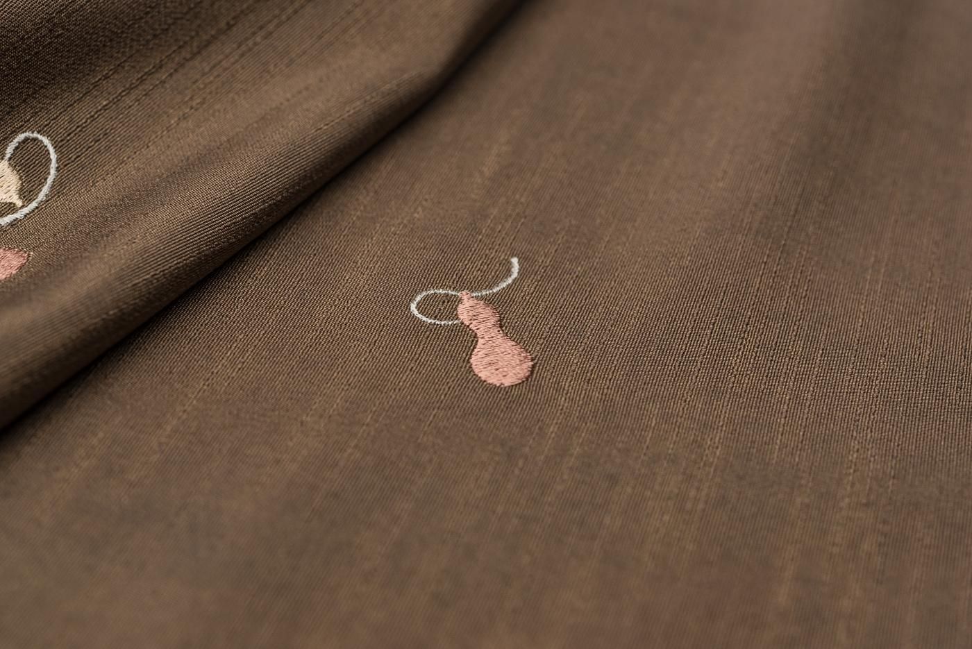 新品 帯揚げ 瓢箪刺繍 茶 - からん::アンティーク着物