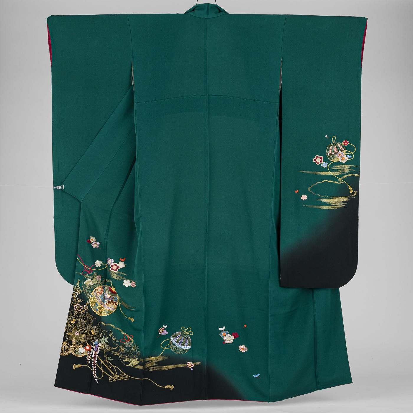 振袖 花車と鞠 刺繍 - からん::アンティーク着物・リサイクル着物の