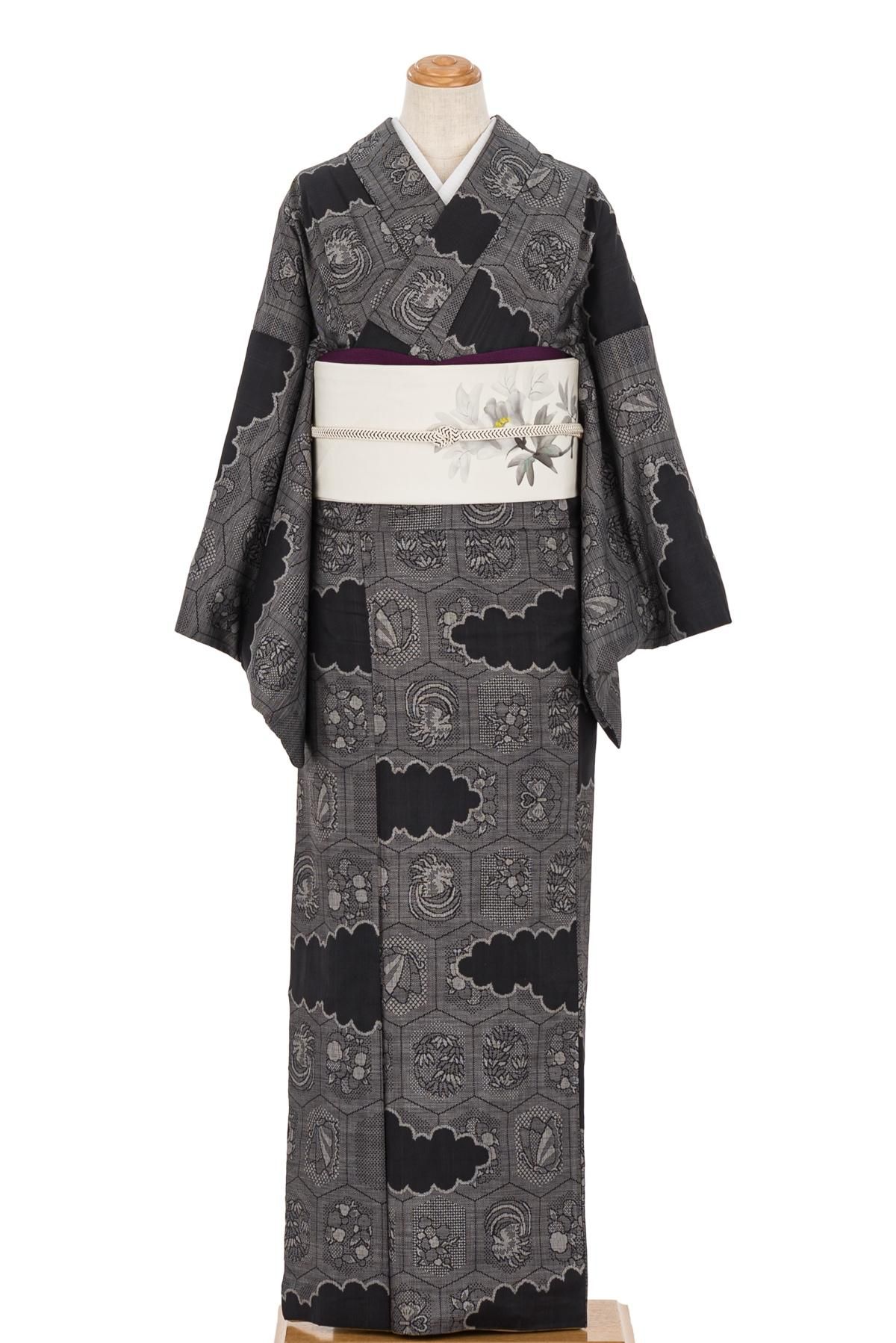 紬 雲取りに亀甲 - からん::アンティーク着物・リサイクル着物の通販サイト