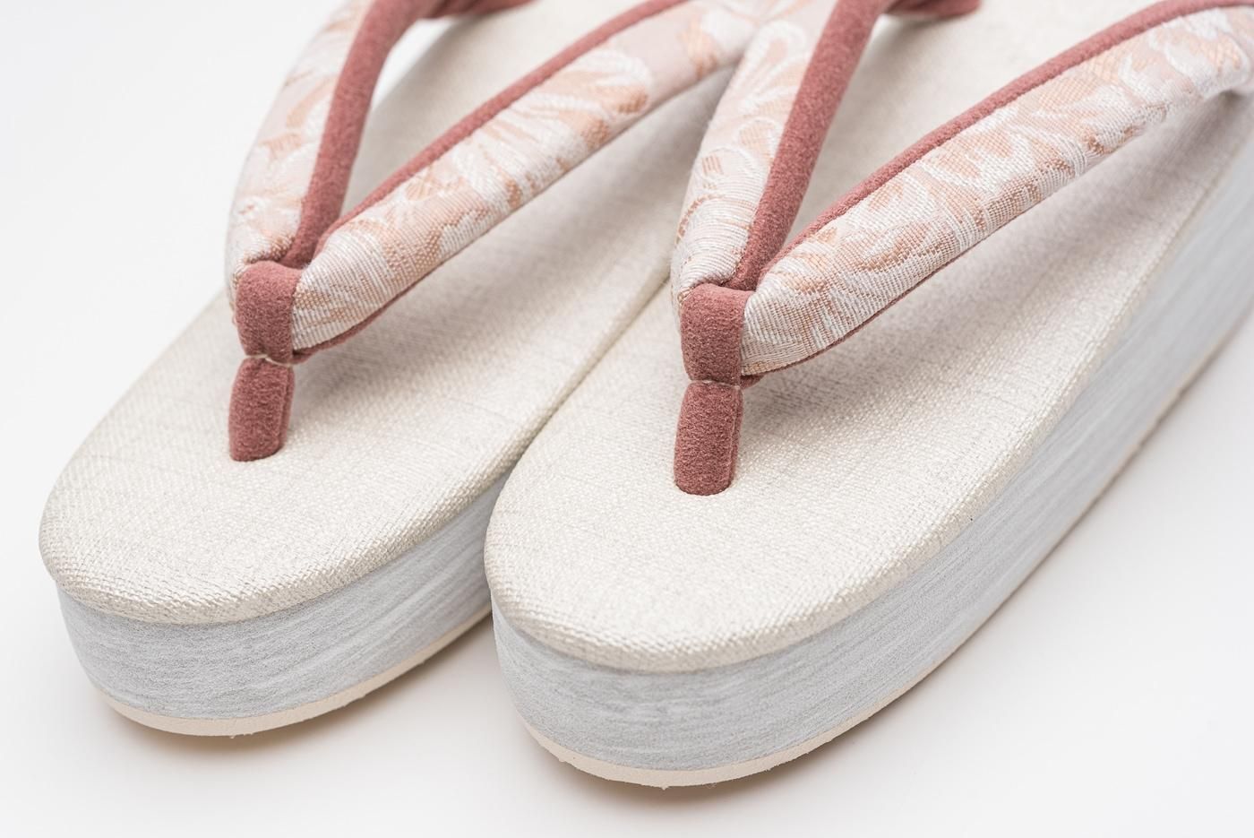 カレンブロッソ草履　ベージュ 女性用草履：カレンブロッソ・Lサイズ／ボタニカルレース・ベージュ