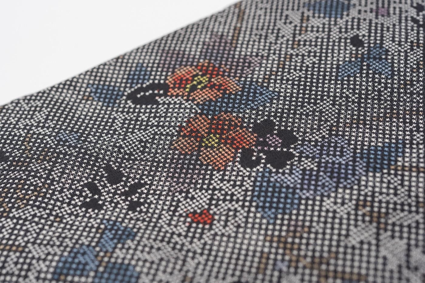 大島紬 久野織物 小花模様 - からん::アンティーク着物・リサイクル