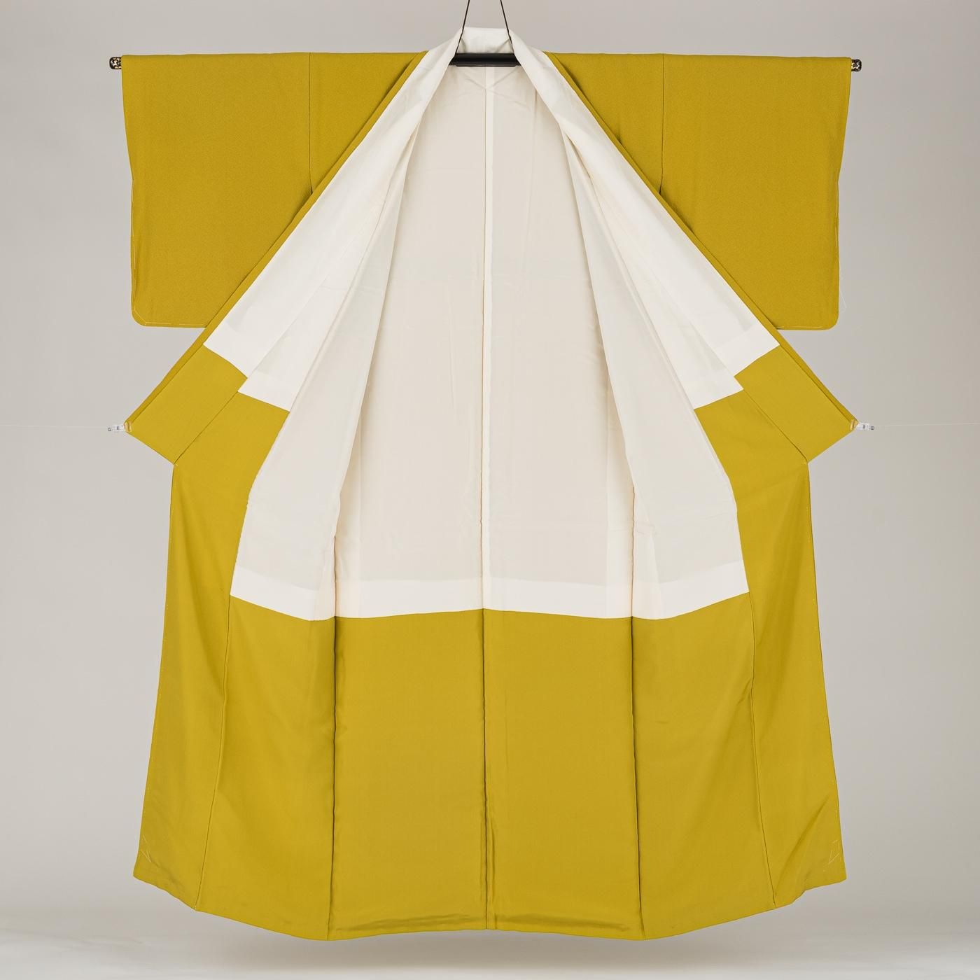 ZY-566 色無地 縮緬 花井幸子 落款 一つ紋 高級 名品 ZY-566 色無地 縮緬 花井幸子 落款 一つ紋 高級 名品 - メルカリ