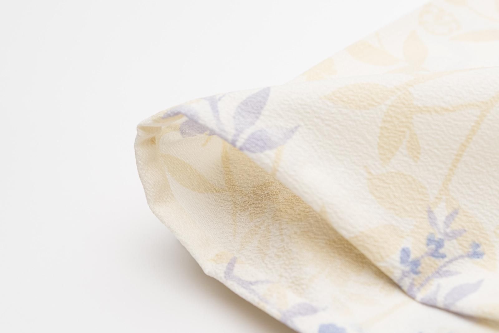 新品 単衣 洗える着物 みすゞうた 私と小鳥と鈴と - からん