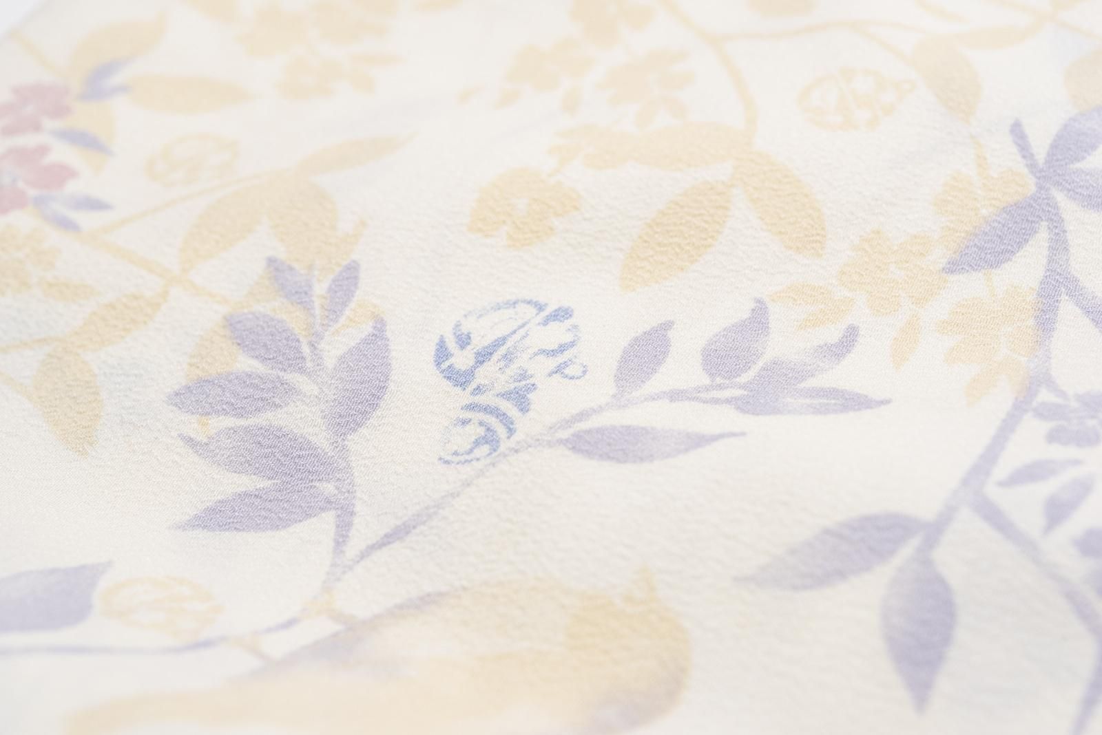 新品 単衣 洗える着物 みすゞうた 私と小鳥と鈴と - からん