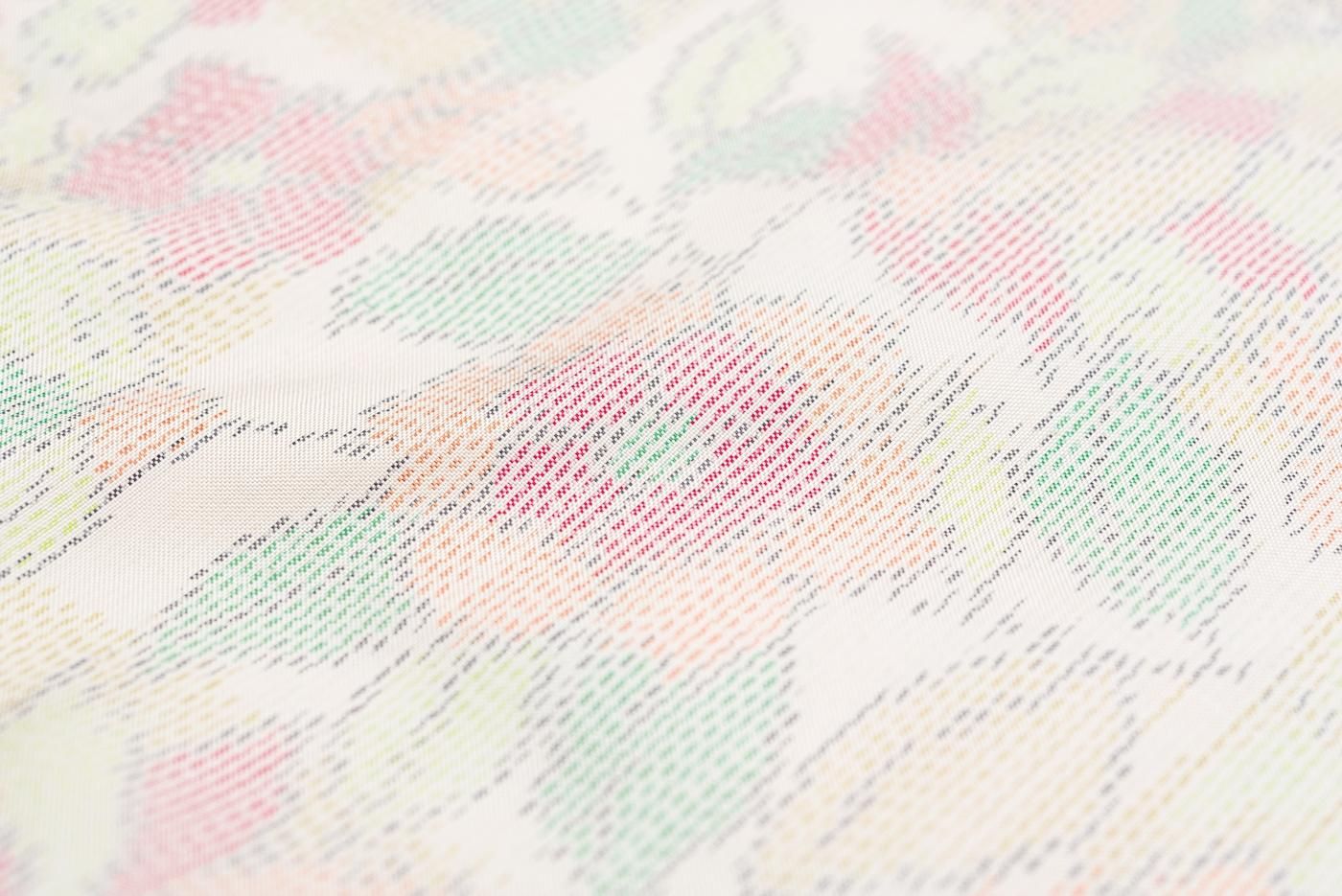 MZK【単衣】正絹・白大島紬・花柄 ・小さめサイズ・居敷当てなし sb15972_1.jpg