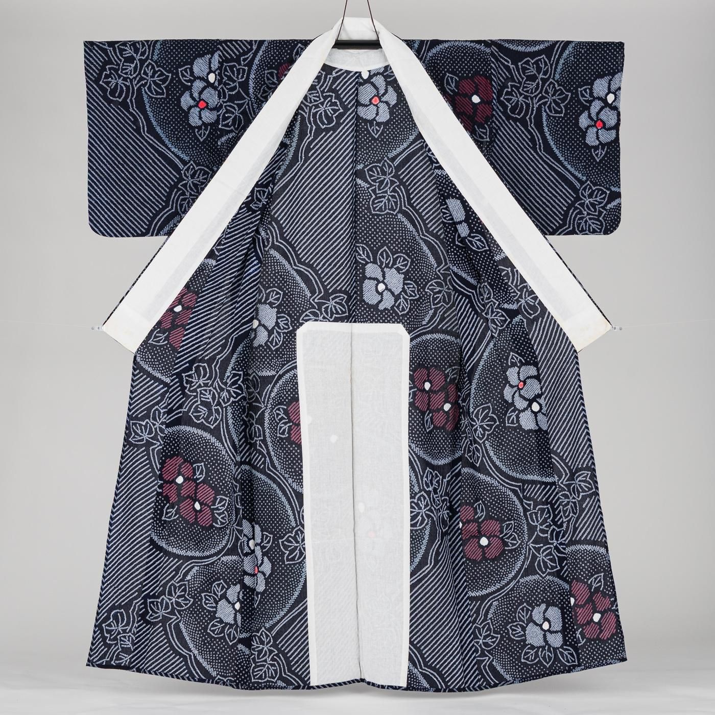 浴衣　有松鳴海絞り　花と丸　裄66cm long＊咲きこぼれる花＊有松鳴海絞り浴衣 花 藍色 A698 | kimono