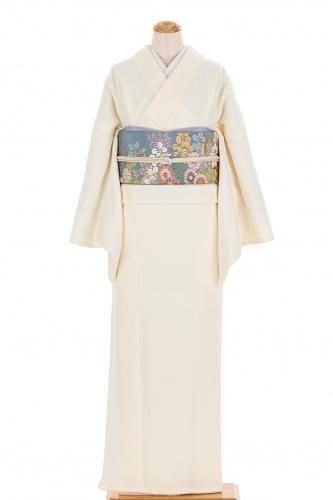 新品　洗える色無地　無紋　アイボリー