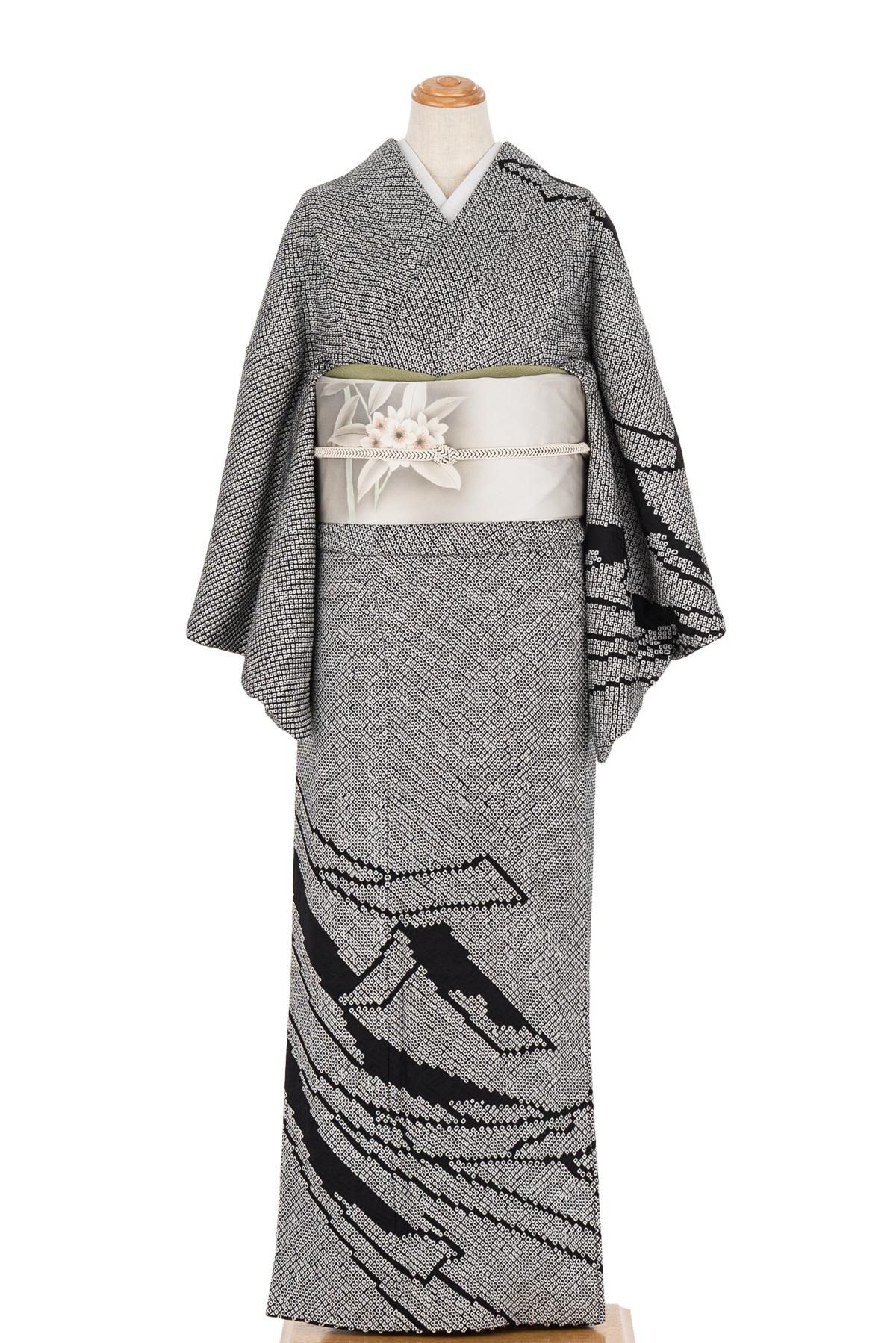 総絞り 訪問着 熨斗模様 - からん::アンティーク着物・リサイクル着物