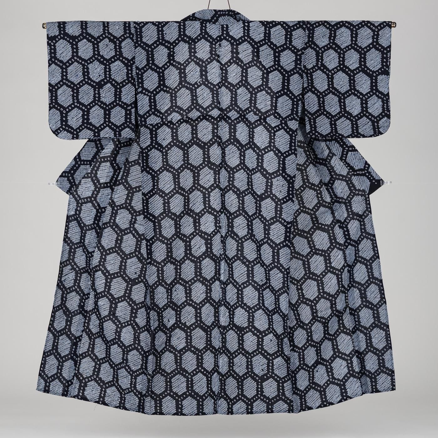 ゆったりサイズ　有松絞り 有松絞り 浴衣 扇柄 身幅ゆったり【232142】 | くれはとり