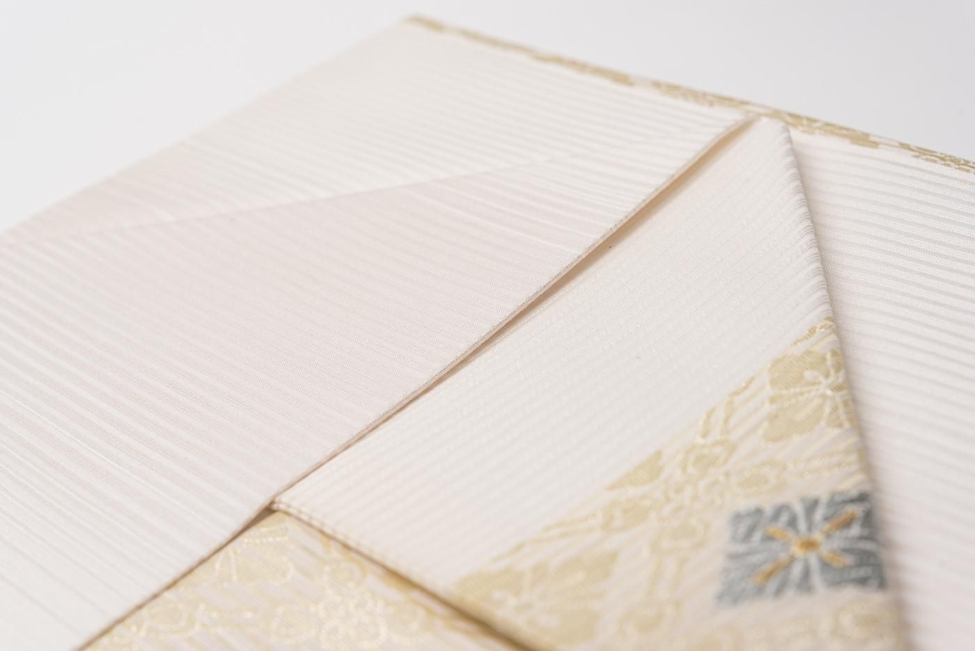 夏帯 三幸織物 九寸名古屋帯 正絹 花菱 七宝 亀甲 未使用 イ5782 西陣織三幸織物謹製 夏物紗九寸名古屋帯「七宝の地紋に華紋」 | すべて