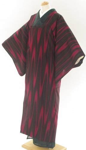 紗　ロングコート　黒と赤紫の壺垂のサムネイル画像